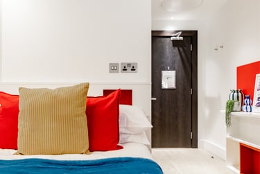 Premium En Suite at Spring Mews, Tinworth Street, Vauxhall, London, SE115EL - Image 3
